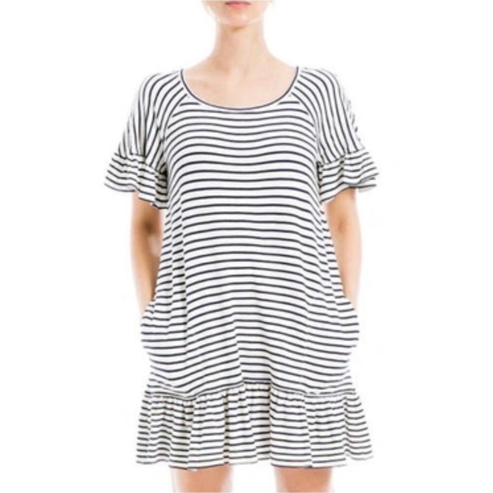 Max Studio Striped‎ Ruffle Sleeve Mini Shift Dress Black and White Small NWT